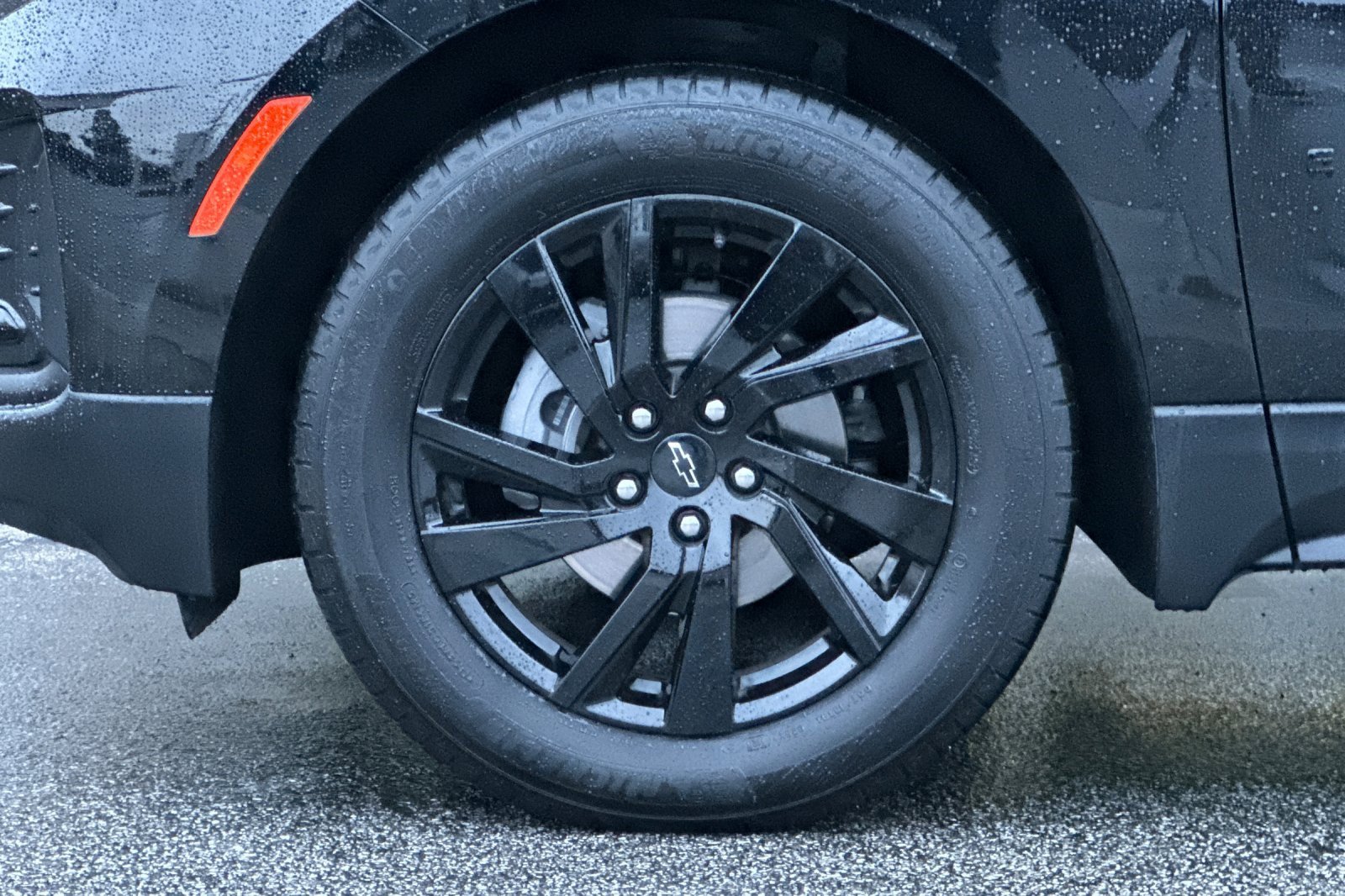 Used 2024 Chevrolet Equinox LS w/ LS Convenience Package image 36