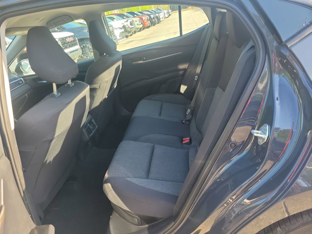 Used 2025 Toyota Camry LE FWD image 16