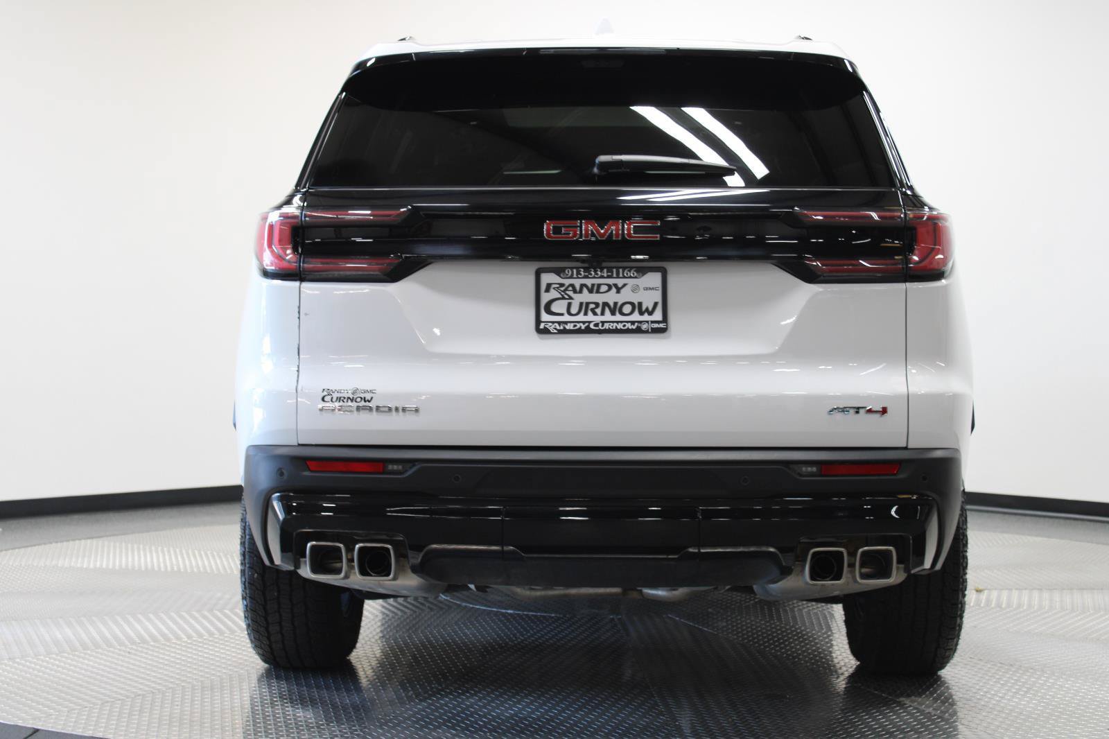 Used 2026 GMC Acadia AT4 w/ Luxury Package AWD/4WD image 10