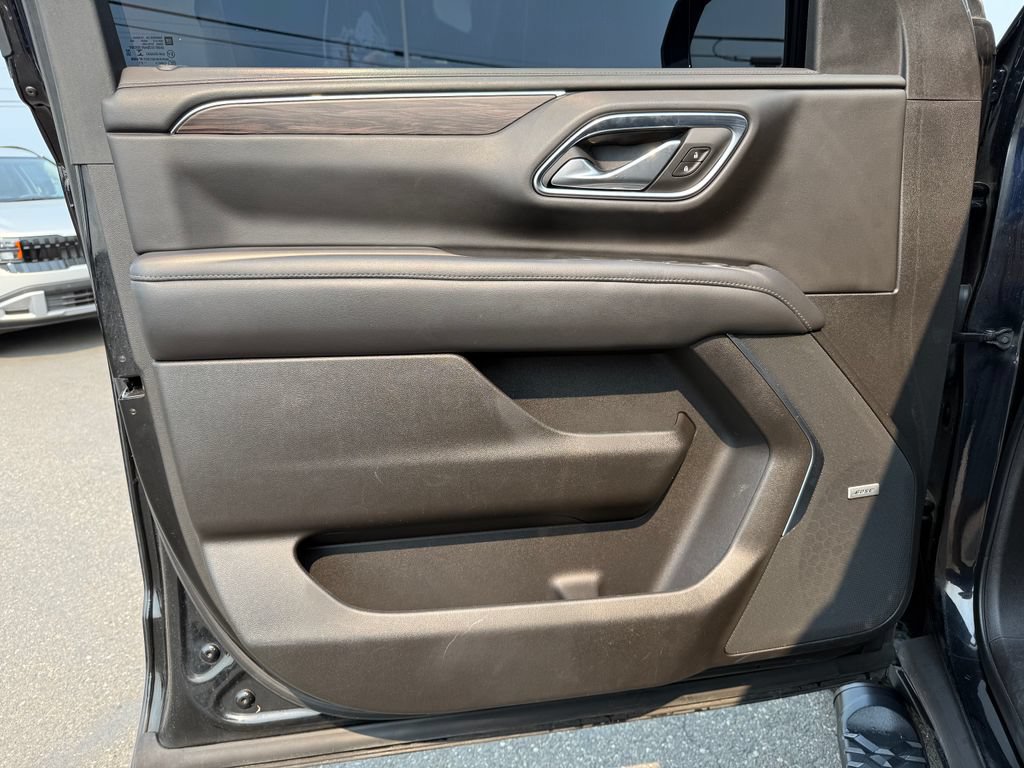 Used 2021 Chevrolet Tahoe Z71 AWD/4WD image 18