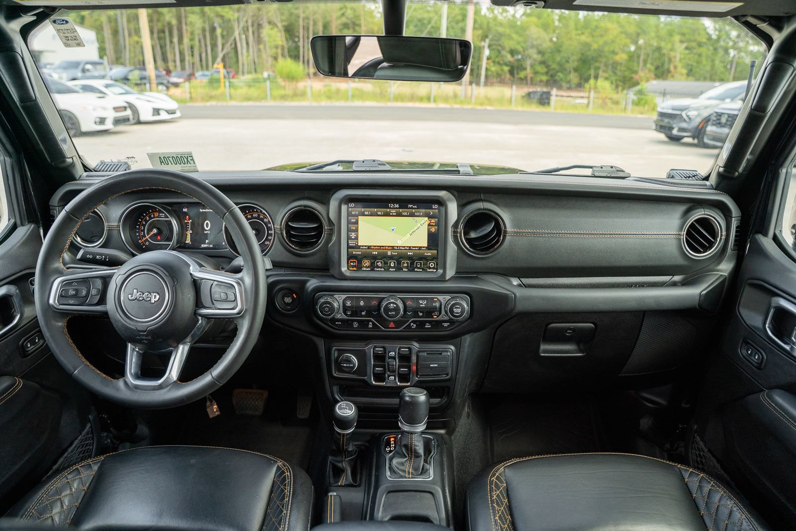 Used 2023 Jeep Gladiator Overland AWD/4WD image 27