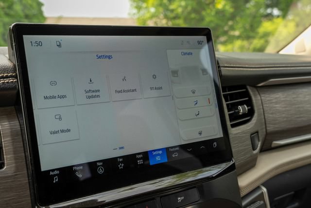 Used 2024 Ford Expedition Limited AWD/4WD image 57