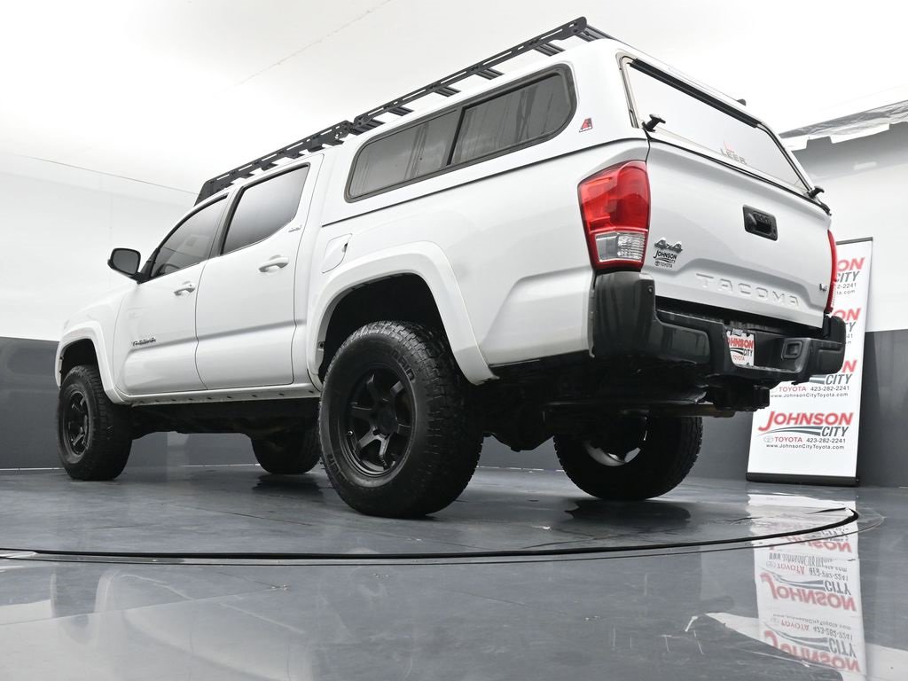 Used 2017 Toyota Tacoma SR5 w/ Tow Package image 35