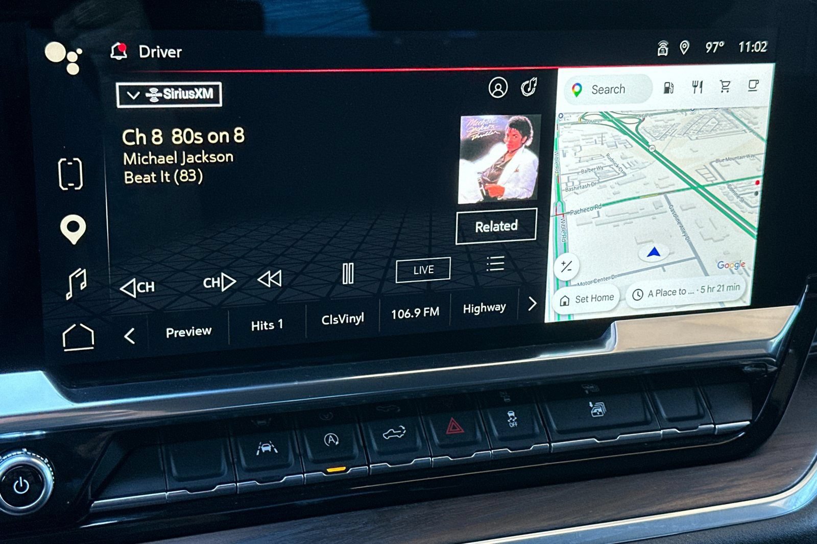 Certified 2025 GMC Sierra 1500 SLT RWD image 18
