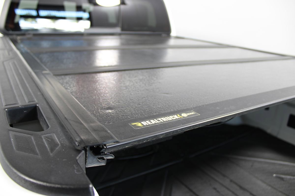Used 2024 Chevrolet Colorado Trail Boss w/ Technology Package AWD/4WD image 47