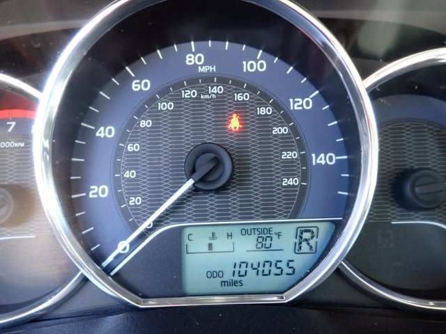 Used 2015 Toyota Corolla LE FWD image 23