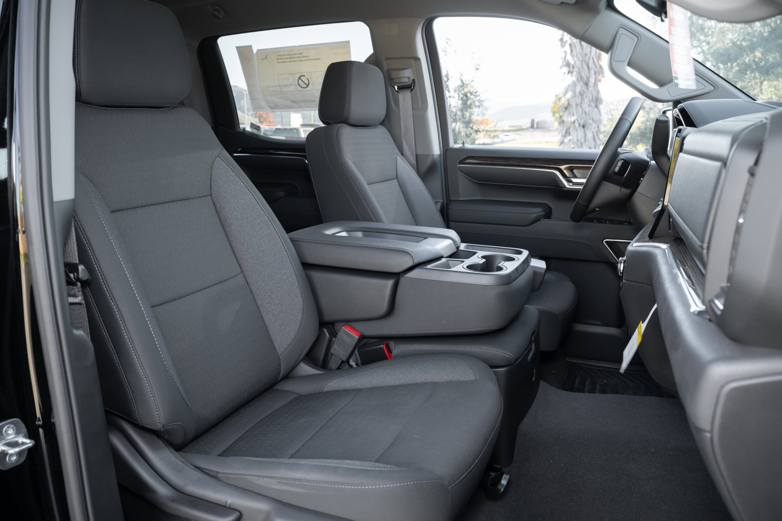 New 2024 GMC Sierra 1500 SLE w/ Preferred Package image 69