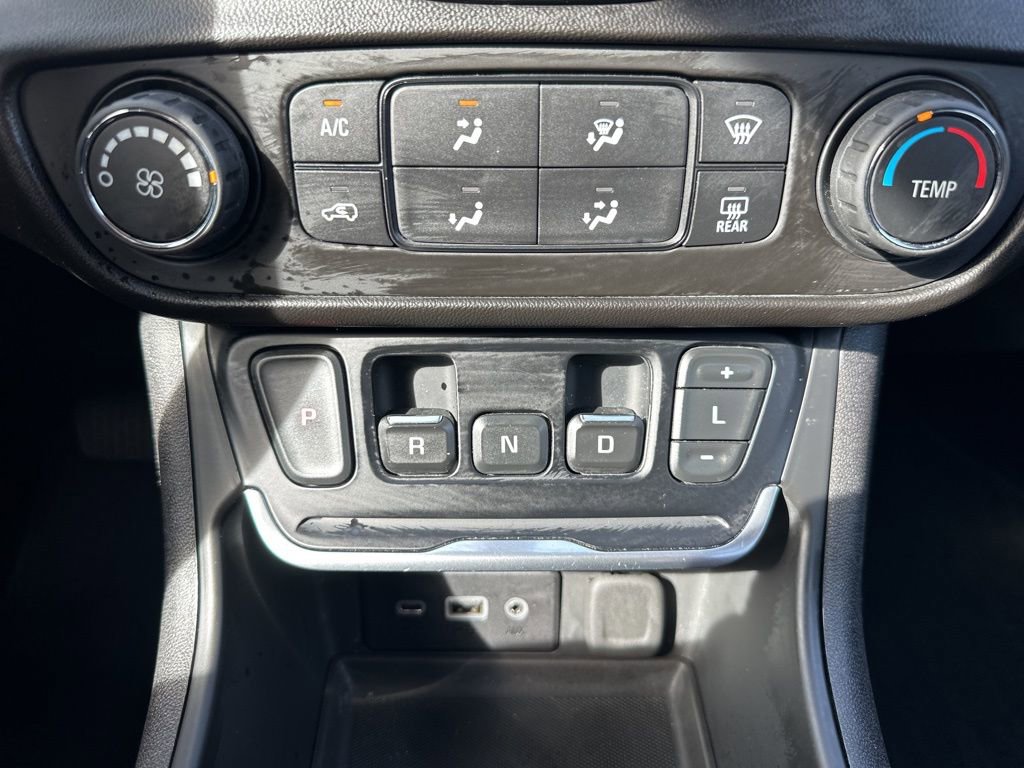 Used 2018 GMC Terrain SLE image 5