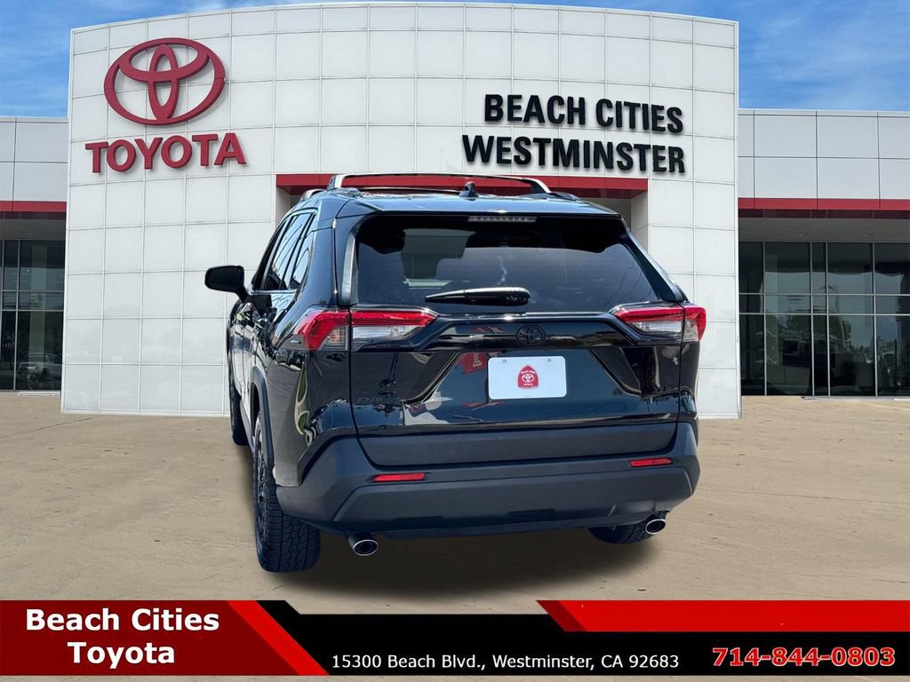 Certified 2020 Toyota RAV4 XLE Premium AWD/4WD image 9