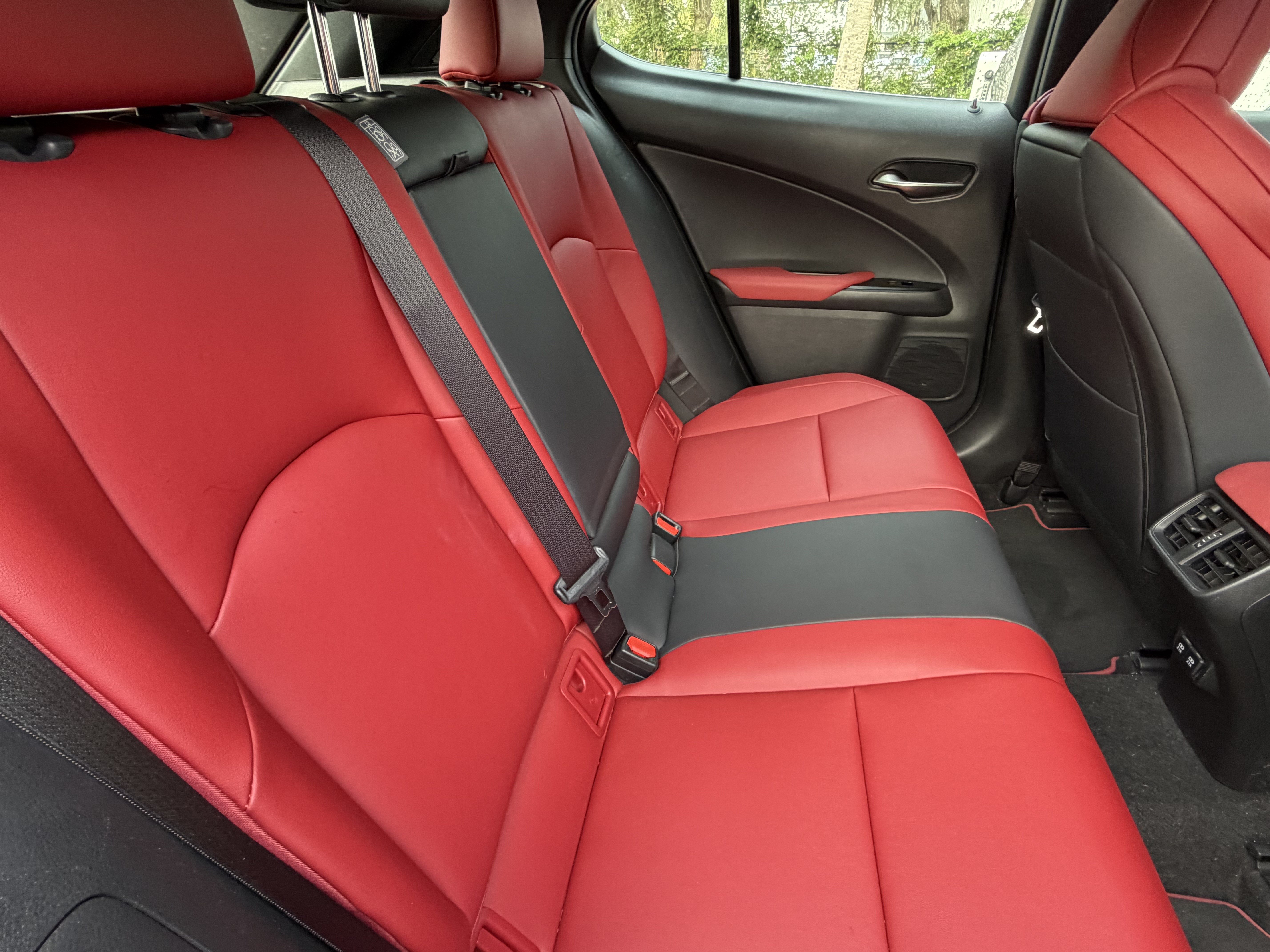 Used 2019 Lexus UX 250h F Sport w/ F Sport Premium Package AWD/4WD image 41
