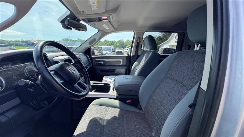 Used 2018 RAM 1500 Big Horn AWD/4WD image 38