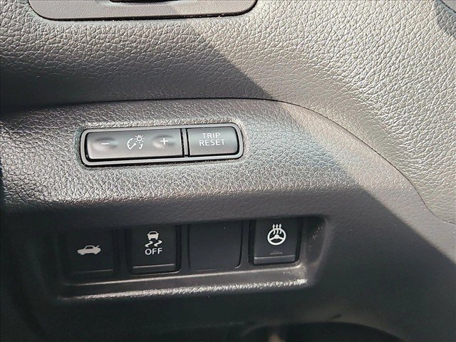 Used 2018 Nissan Altima 2.5 SL FWD image 15