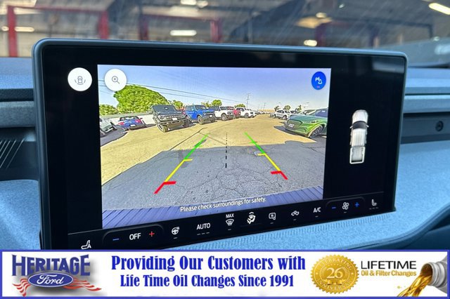 New 2025 Ford Maverick XLT w/ XLT Luxury Package image 18