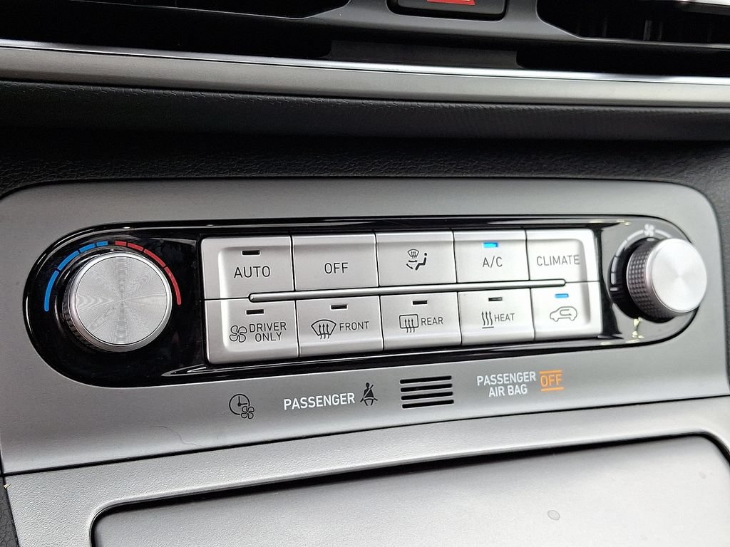 Used 2023 Hyundai Kona SEL FWD image 16