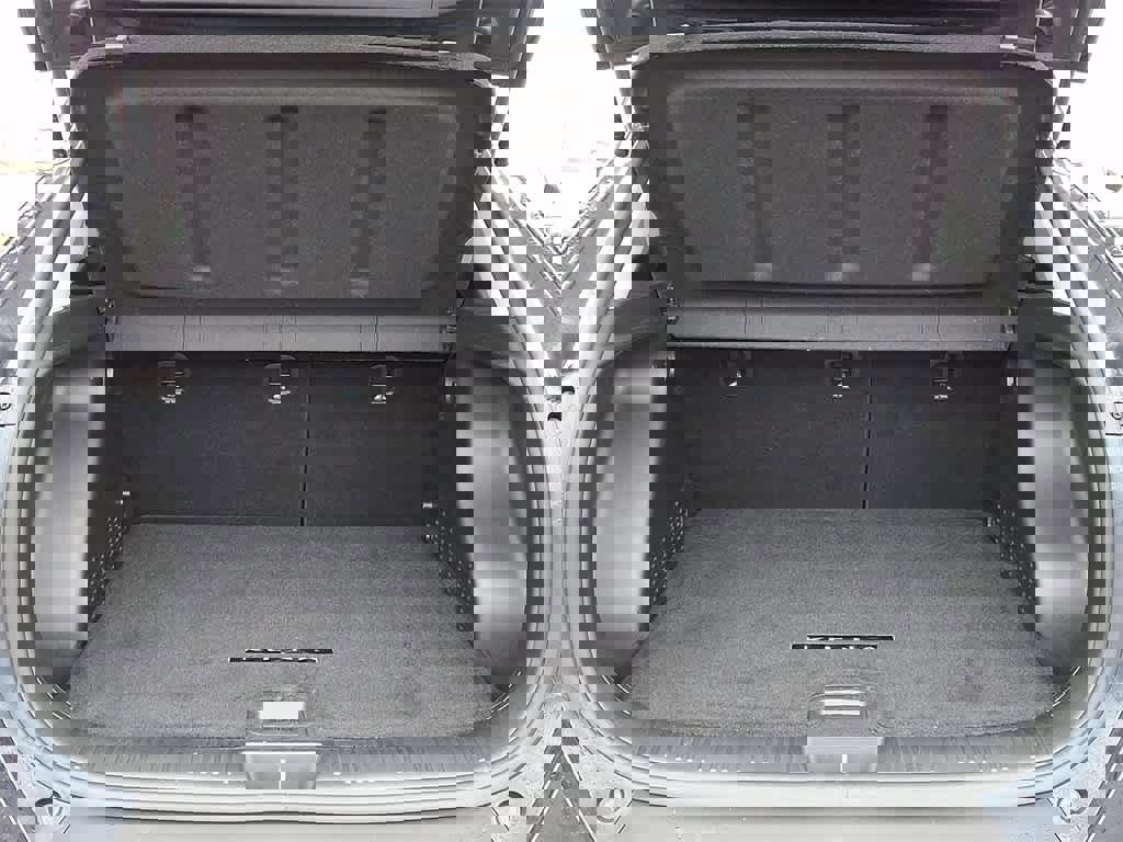 Used 2025 Hyundai Kona SEL image 30