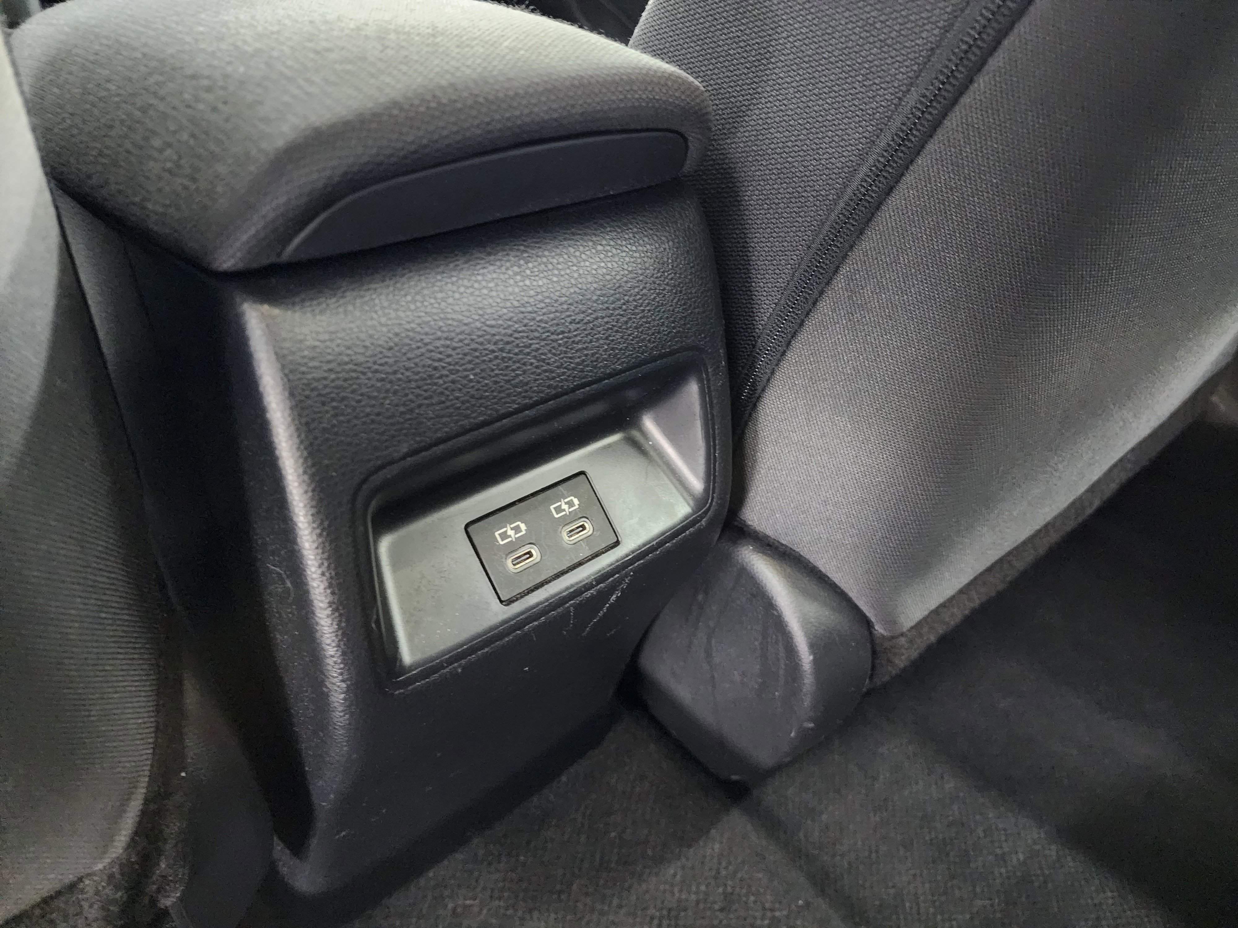 Used 2024 Toyota Corolla LE image 32