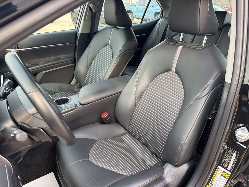 Used 2023 Toyota Camry SE w/ Convenience Package image 22