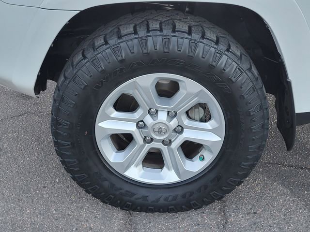 Used 2019 Toyota 4Runner SR5 image 10