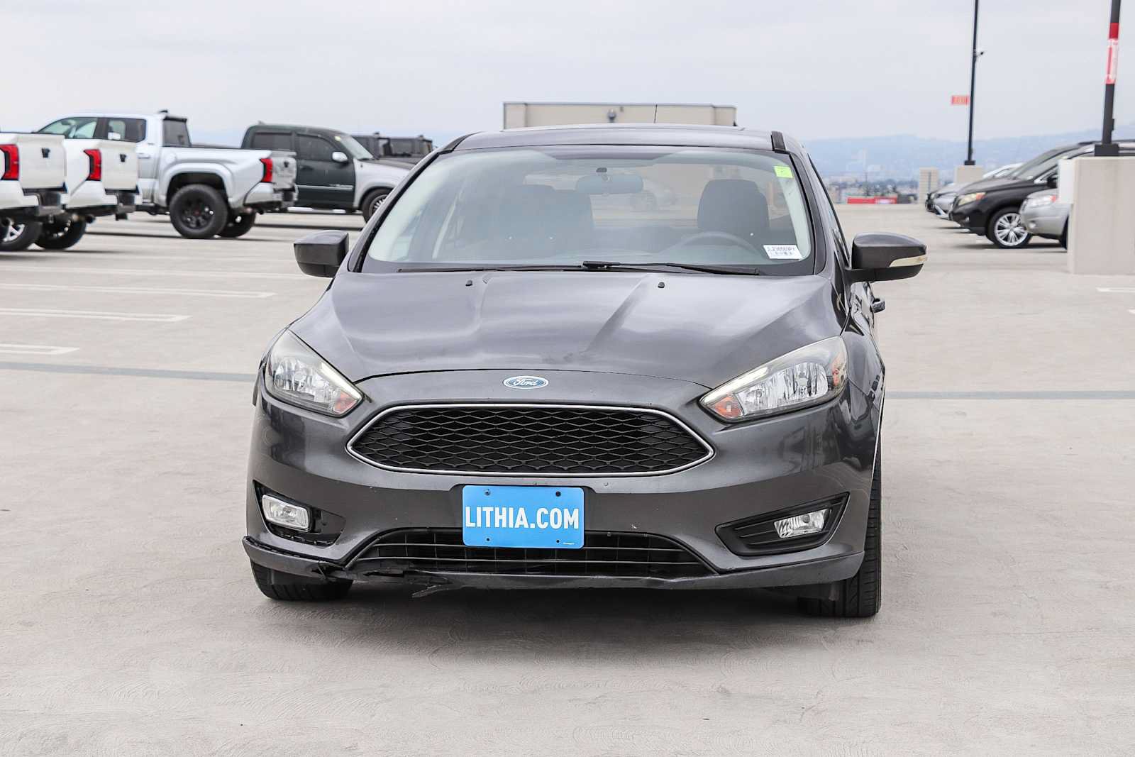 Used 2018 Ford Focus SEL FWD image 2