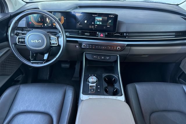 Certified 2026 Kia Carnival LXS FWD image 17
