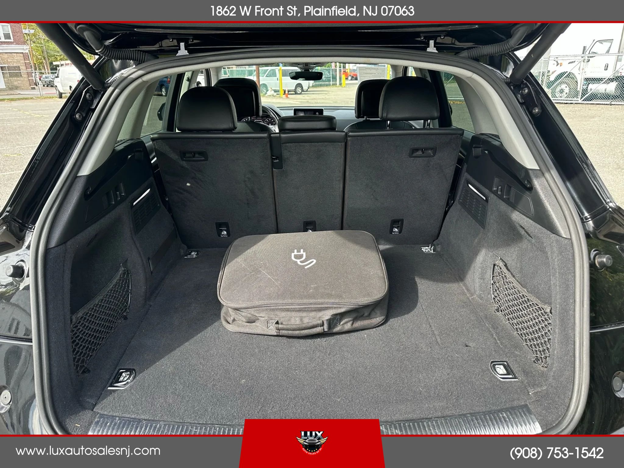 Used 2020 Audi Q5 e Premium w/ Convenience Package AWD/4WD image 24