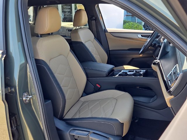 New 2026 Volkswagen Atlas Cross Sport SE FWD image 17