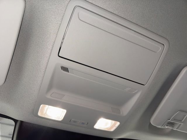 New 2025 Ford Maverick XLT w/ XLT Luxury Package image 31