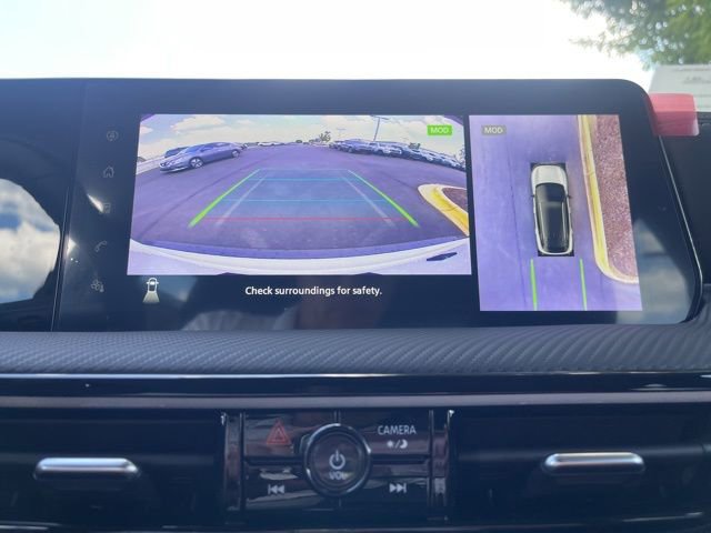 New 2025 Nissan Kicks SR image 21