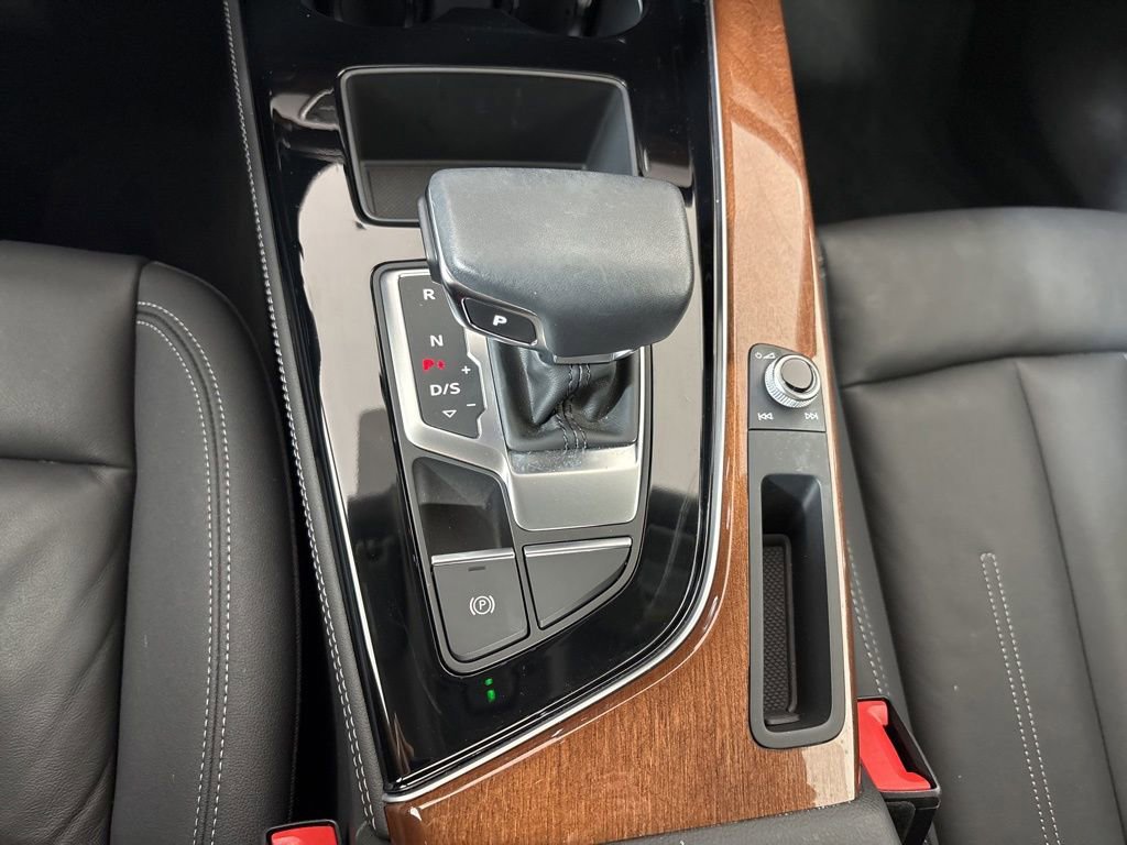 Used 2022 Audi A4 2.0T Premium Plus image 31