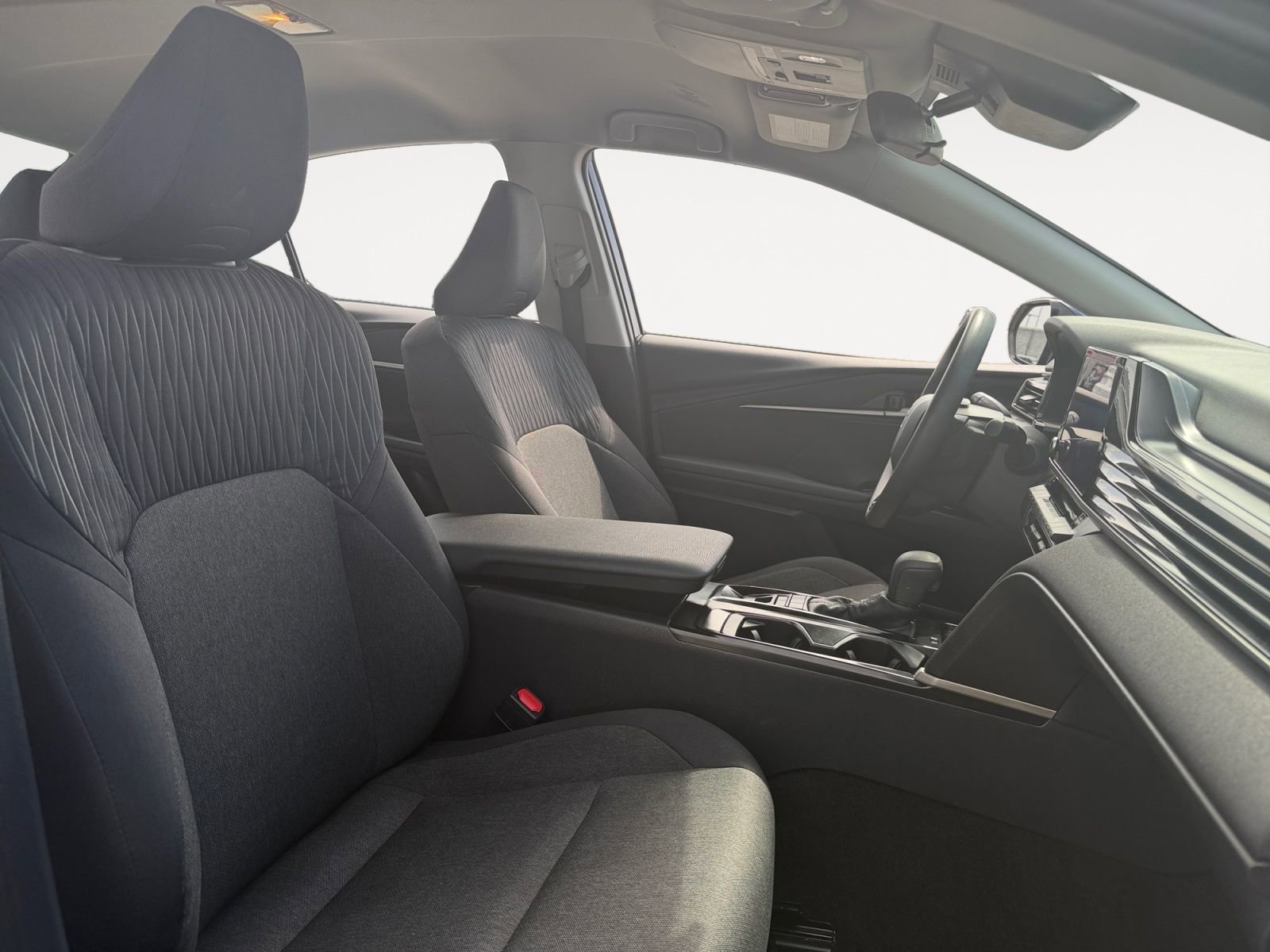 Certified 2025 Toyota Camry LE FWD image 15