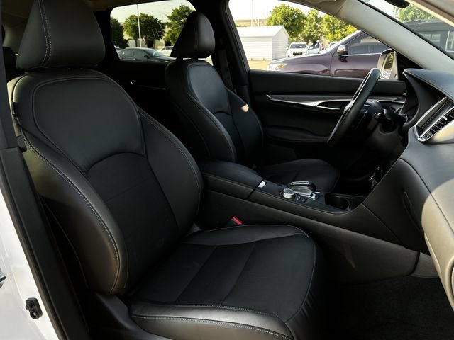 Used 2023 INFINITI QX50 Luxe FWD image 30
