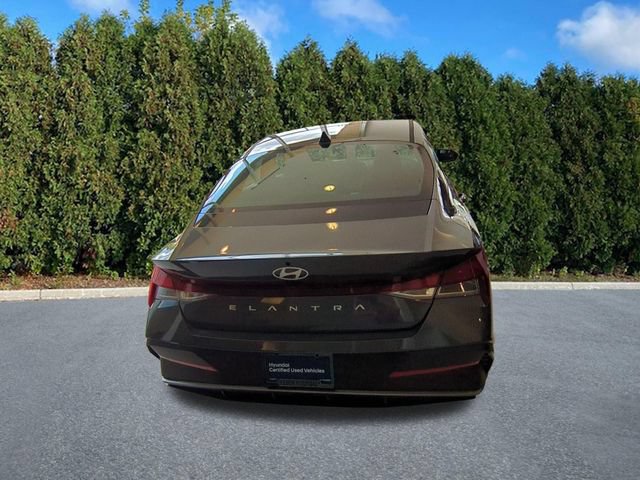 Certified 2026 Hyundai Elantra SE FWD image 5