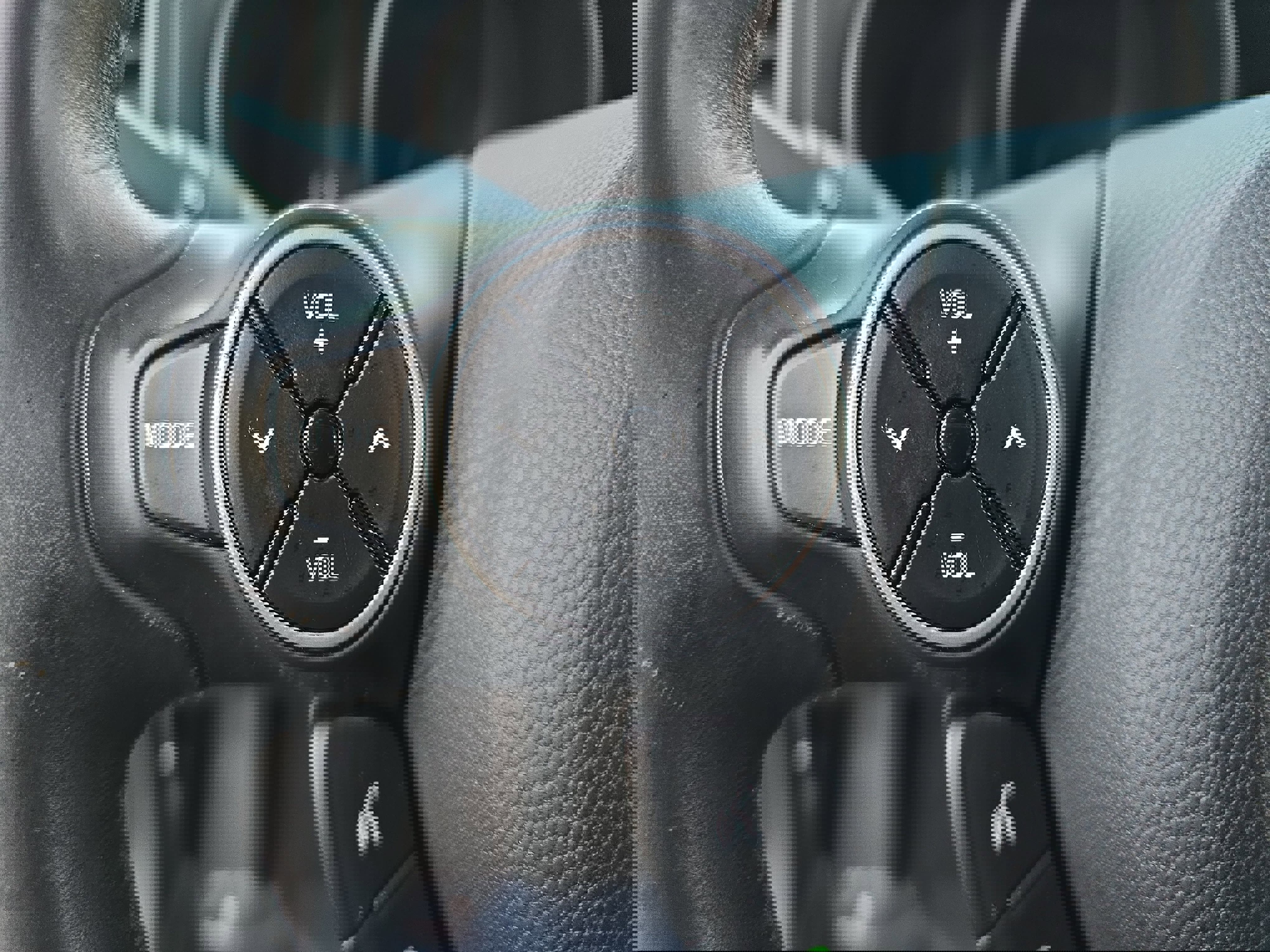 Used 2015 Kia Soul ! w/ Sun & Sound Package image 17