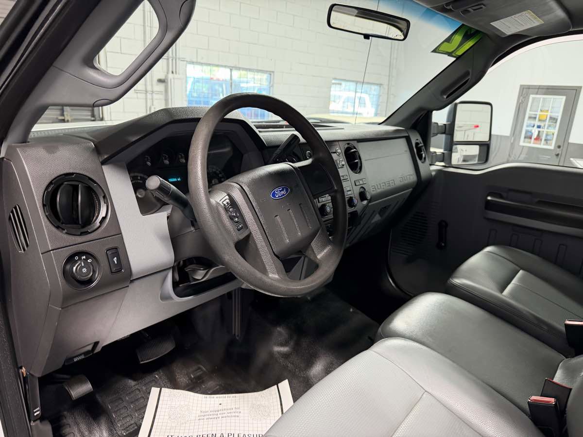 Used 2012 Ford F250 XL w/ Skid Plate Pkg AWD/4WD image 11