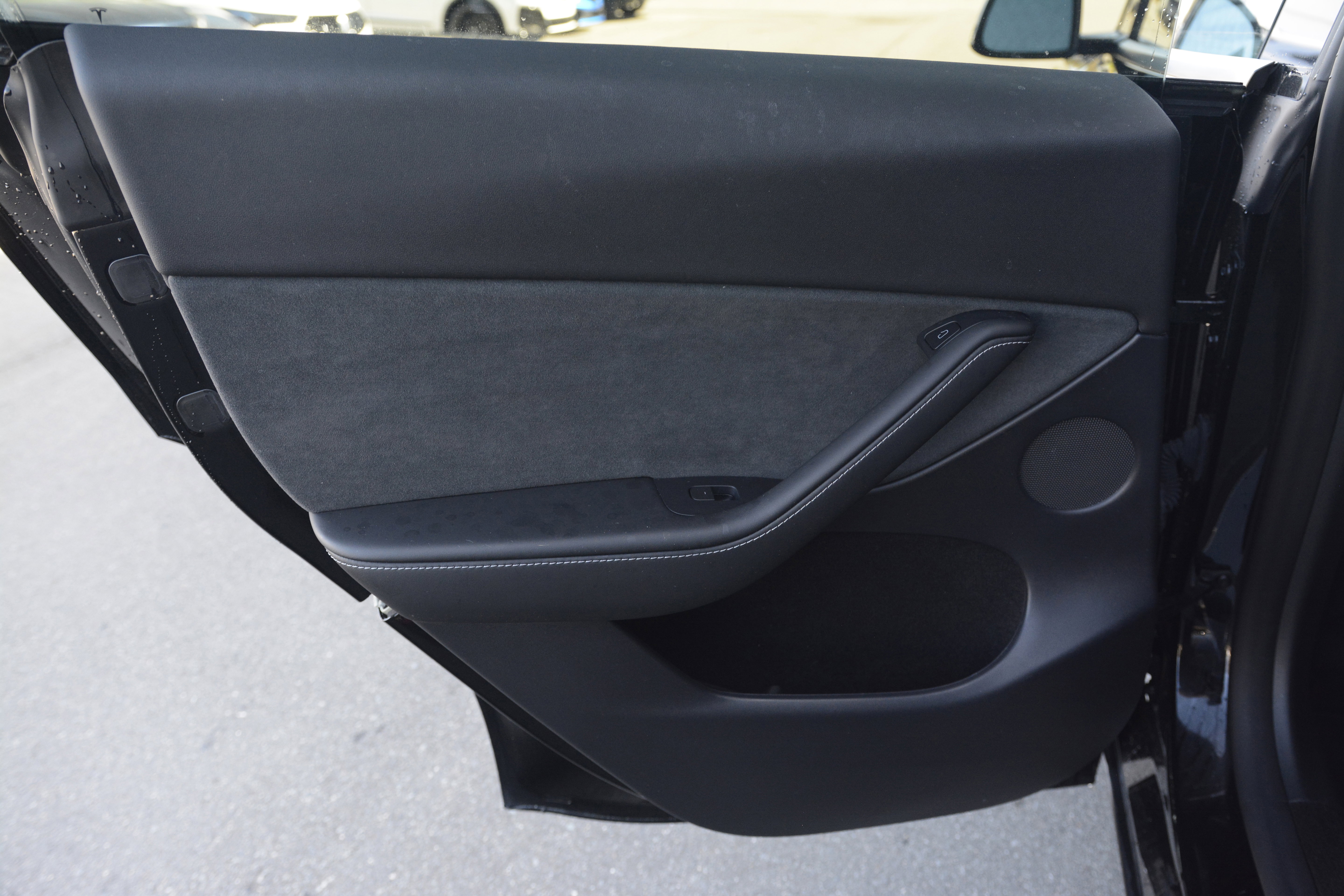 Used 2023 Tesla Model Y Long Range image 25