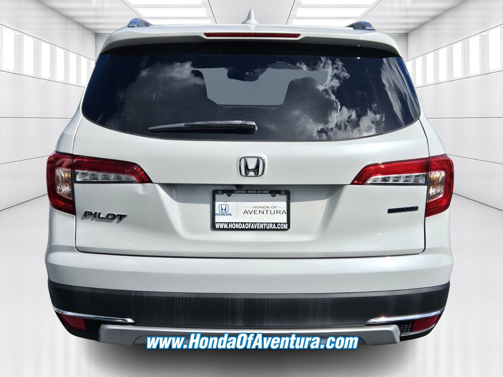 Certified 2022 Honda Pilot Touring image 3