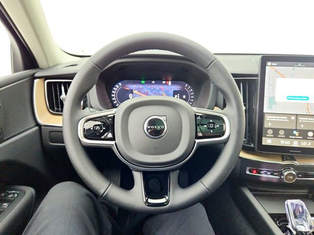 New 2026 Volvo XC60 B5 Plus w/ Protection Package Premier image 21