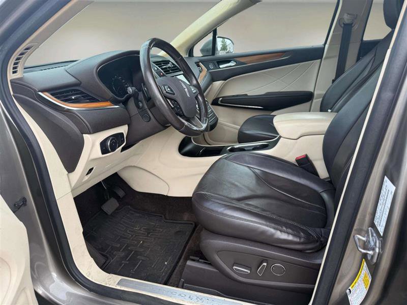 Used 2016 Lincoln MKC Reserve w/ Lincoln MKC Climate Package image 29