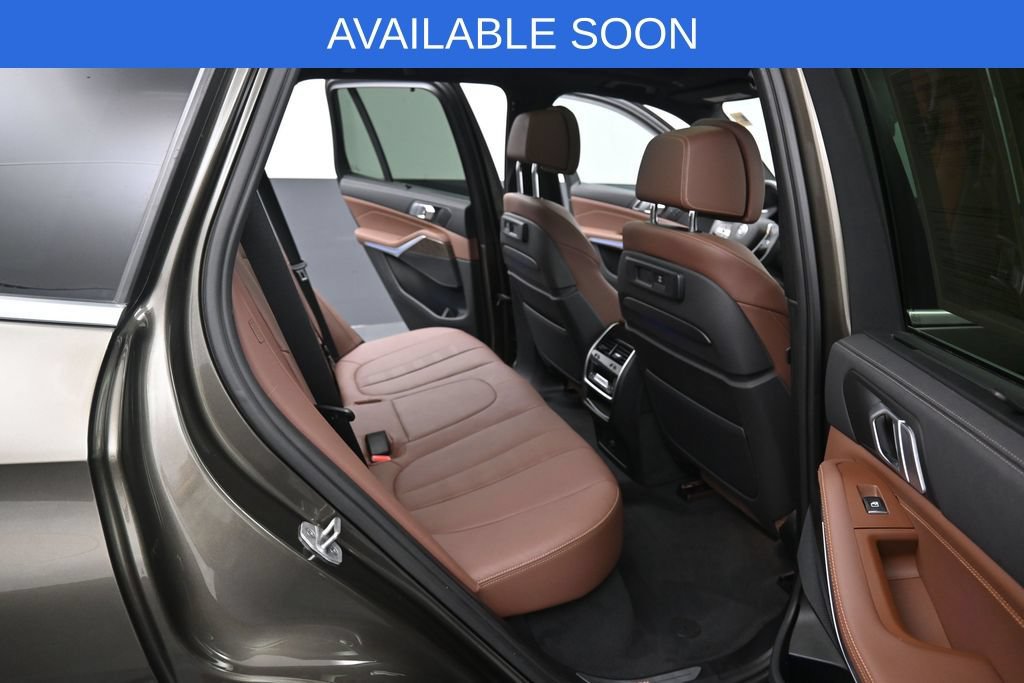 Used 2022 BMW X5 xDrive40i w/ Executive Package AWD/4WD image 40