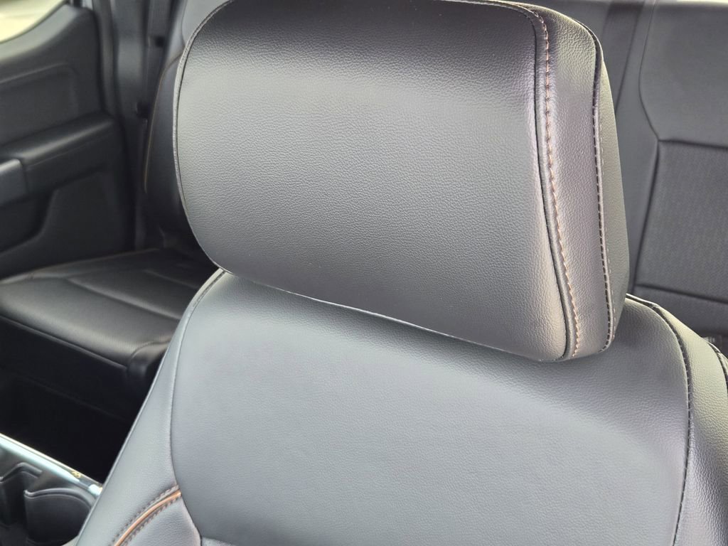 Used 2025 Ford F150 Lariat w/ Equipment Group 501A Mid image 14