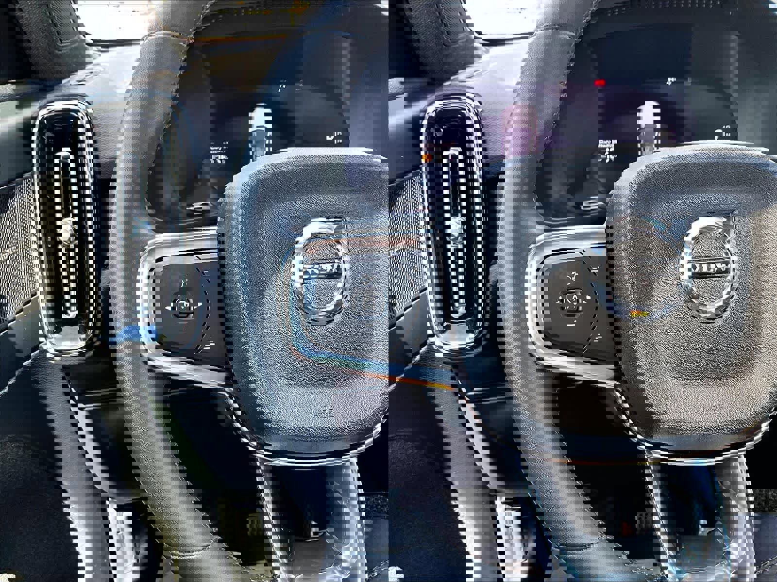 Used 2023 Volvo C40 P8 Recharge Ultimate AWD/4WD image 20