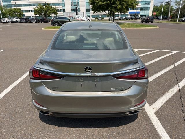 Used 2021 Lexus ES 350 w/ Premium Package FWD image 6