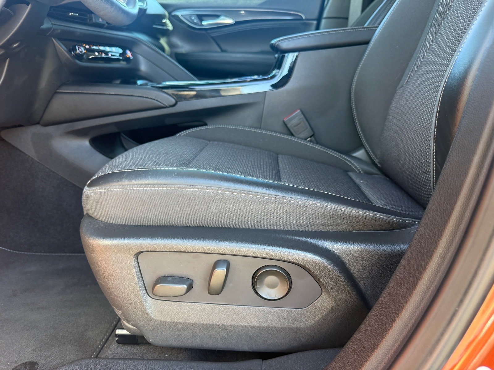 Used 2021 Buick Envision Preferred FWD image 10