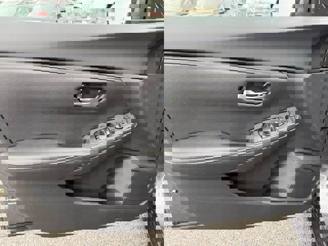 New 2025 Nissan Sentra SV image 10