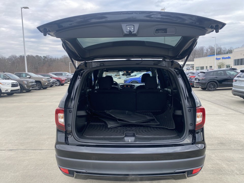Used 2022 Honda Pilot Sport image 16