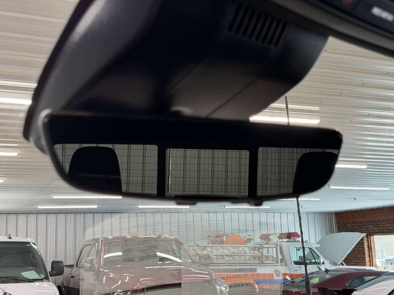 Used 2025 Chevrolet Silverado 2500 ZR2 w/ Technology Package image 50