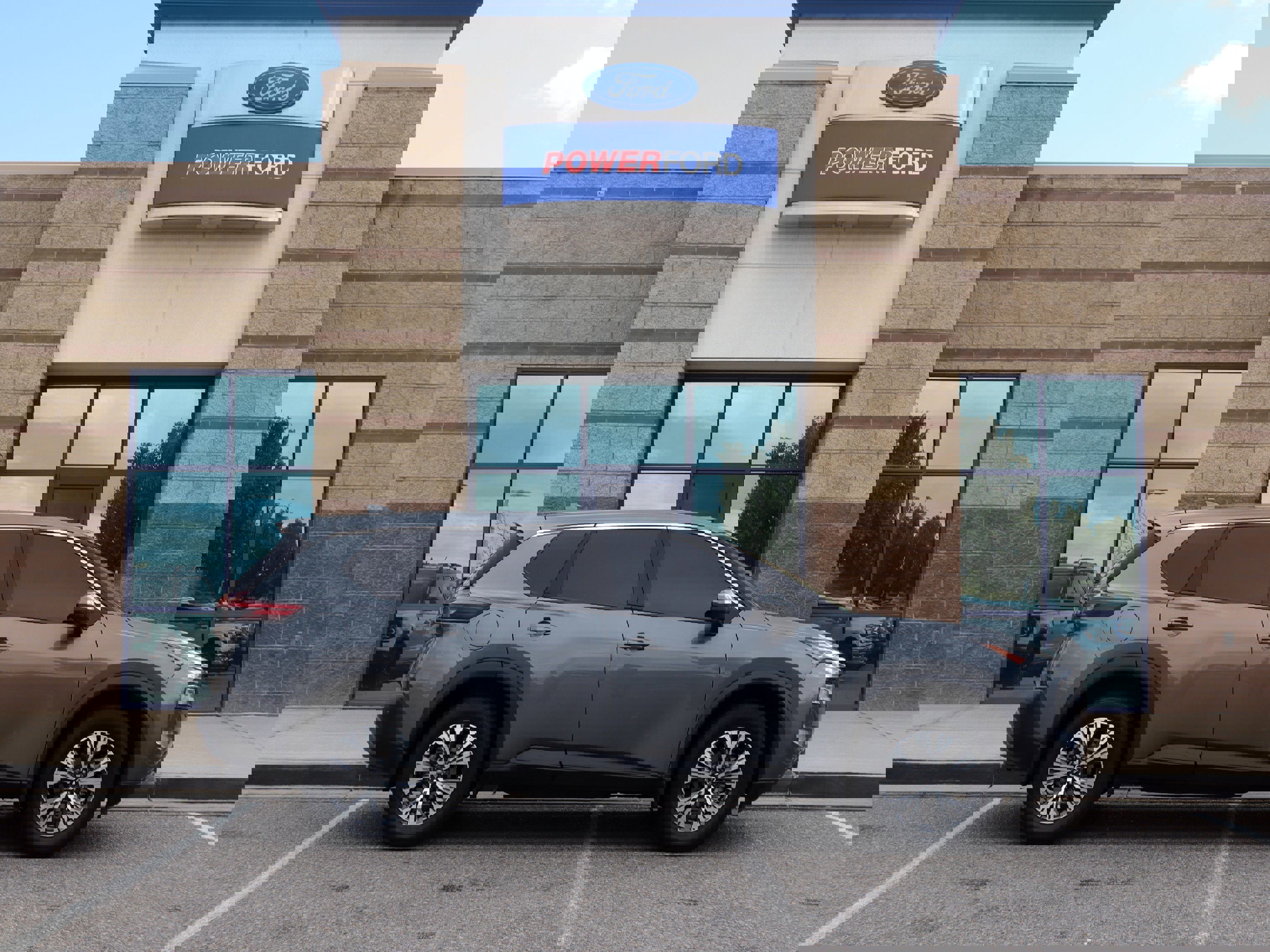 Used 2021 Nissan Rogue SV image 5