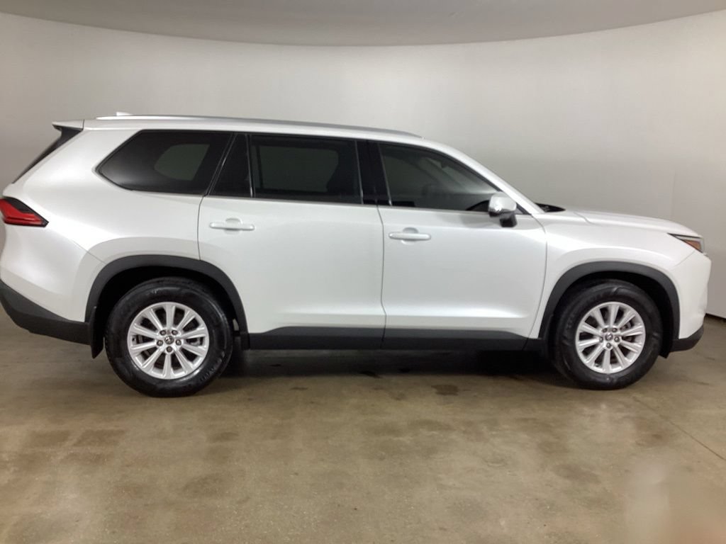 Used 2024 Toyota Grand Highlander AWD Hybrid image 4
