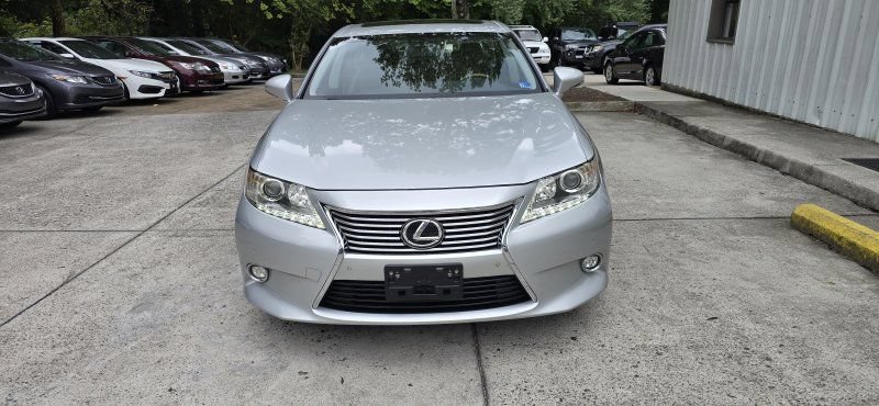 Used 2014 Lexus ES 350 w/ Luxury Package FWD image 8