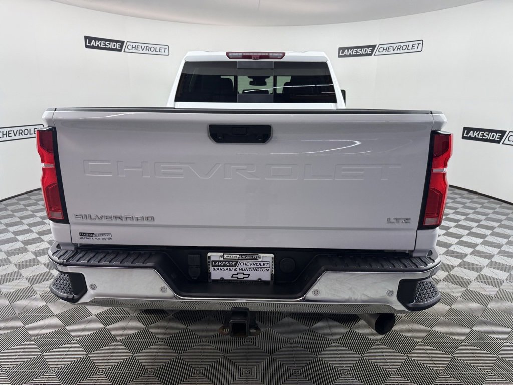 Used 2024 Chevrolet Silverado 2500 LTZ w/ LTZ Plus Package image 5